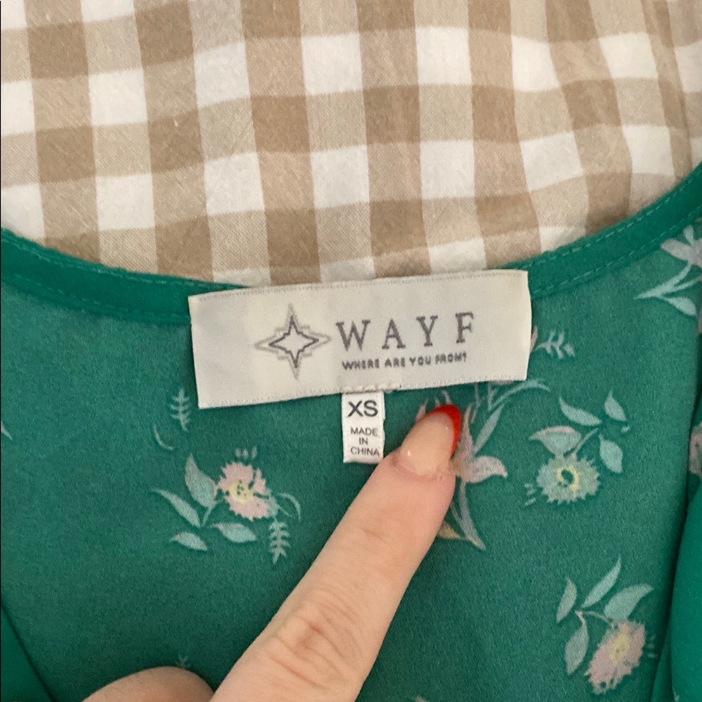 WAYF Green Floral Ruffle Top - Picture 2 of 2